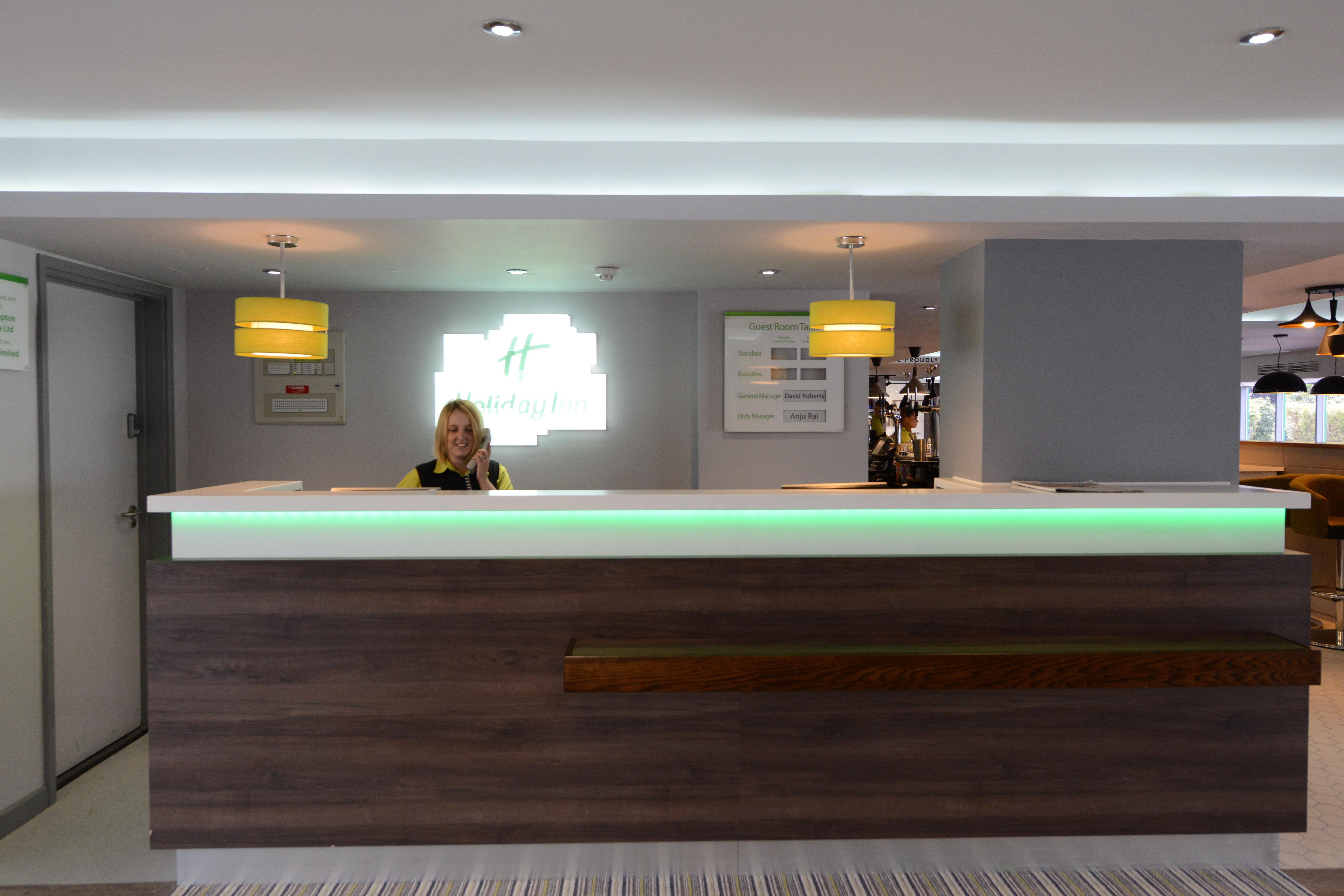 Holiday Inn Wolverhampton - Racecourse By Ihg Eksteriør billede
