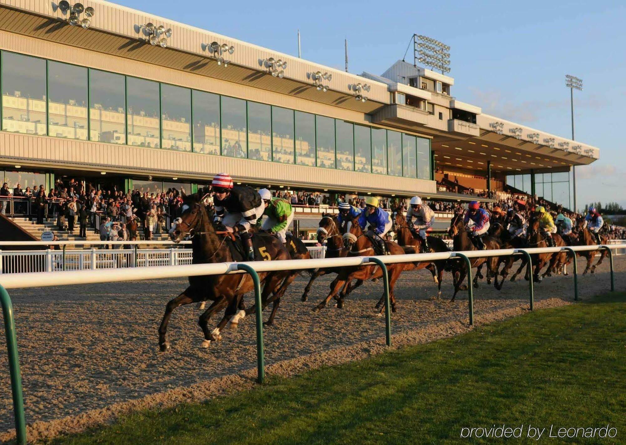 Holiday Inn Wolverhampton - Racecourse By Ihg Eksteriør billede